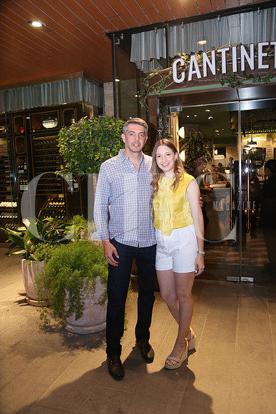 Salvador Garza y Daniela Bours