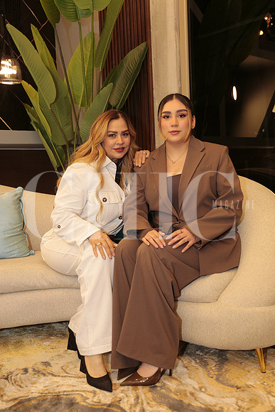 Maria de Jesus Cervantes y Mariel Moreno 2