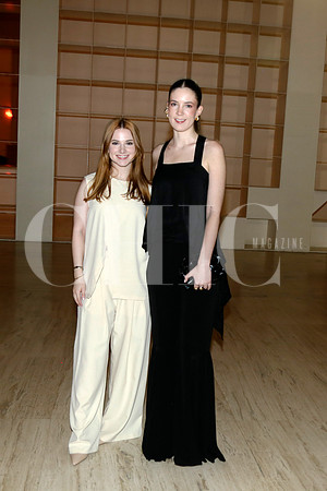 Jiemena Romero y Gretta Warnholtz (2)