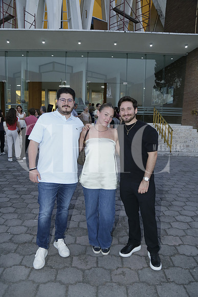 Alejandro Hinojosa, Camila Wise y Evaristo González