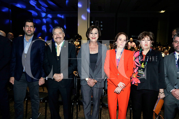Juan Pablo Murra, Santos Guzman, Maria Guadalupe Guidi Kawas, Maricarmen Martínez y Sofialeticia Morales Garza (2)