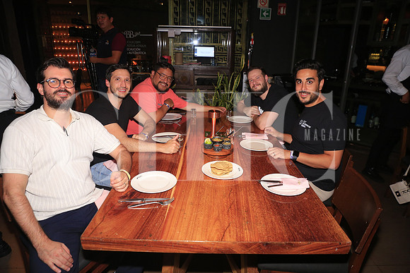 Armando Cardenas, Nicolas Yentzen, Gamaliel Soriano, Diego Ruzarin y Octavio Echagaray 4
