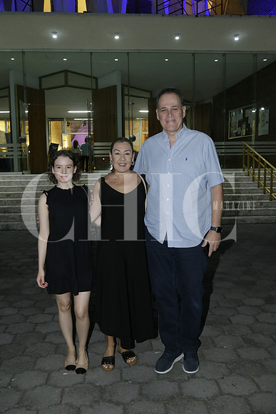 Charlotte Libien, Alejandra García y Manuel Garza (2)