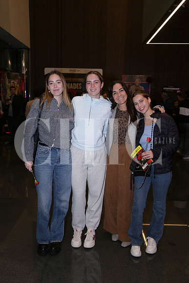 Valentina Velásco, Victoria Velásco, Mónica Fuentes y Samantha de los Santos 1