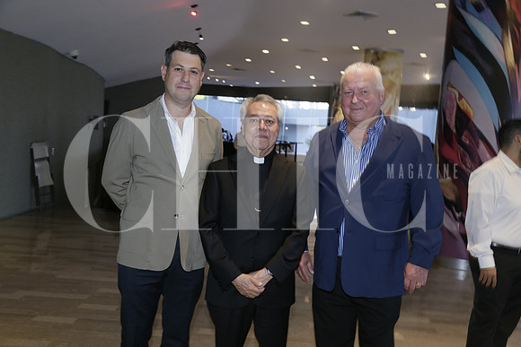 Daniel Coindreau , Alfonso Cortés y Bernardo Llaguno