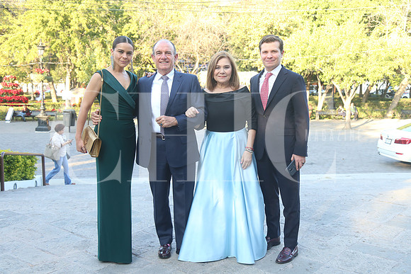 Mariana Duran, Andres Duran, Tere Duran y Andres Duran