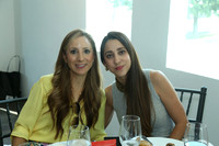 Marcela Garza y Maribel Martínez