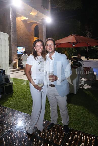 Nancy de Serna y Alejandro Serna0