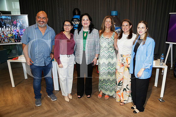 Fernando Galindo, Guillermina Margarita Perales, Eva María Trujillo, Marisa Valdés de Ruíz, Lorena Pérez y Bertha Winterman (4)