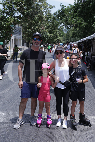 Manuel Álvare, Raquel Álvarez, Jocy de Álvarez y Manuel Álvarez 1