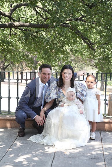 Adrián Garza, Eugenia Aldape de Garza, Benjamin Garza y Emilia Garza 0