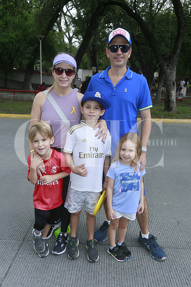 Ale Gutíerrez de Muñoz, Johnny Muñoz, Gabriel Muñoz, Alexa Muñoz  y Bernardo Muñoz