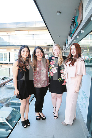 Elia Gabriela García, Daniela García, Paola Sacramento y Gabriela Willars