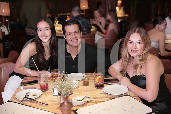 Roberta Zuñiga, Angel Zuñiga y Claudia Garza 3