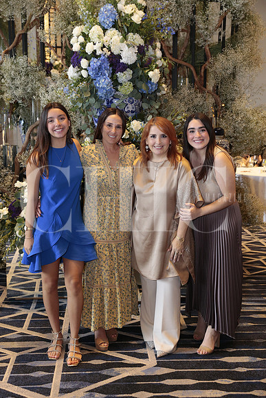 Andrea Urquidi, Monica Montalvo, Erika Rodriguez y Barbara Urquidi