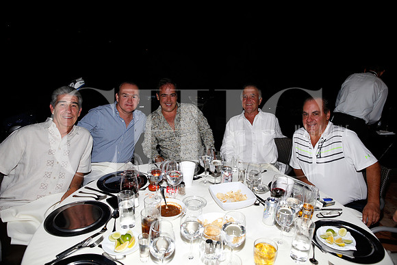Raúl Garza, Jesús Muguerza, Carlos Guerra, Humbeto Lozano y Hernán Marcos