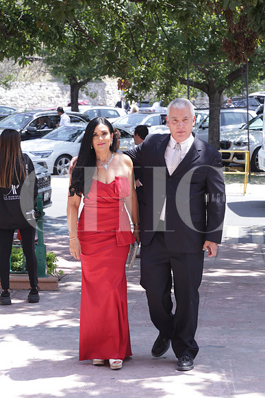 Gabriela Escamilla de Bueno y Alejandro Bueno 0