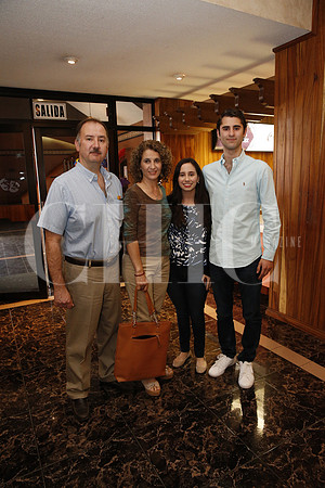 Carlos Ayala, Claudia Dávila, Mariel Flores y Diego Ayala