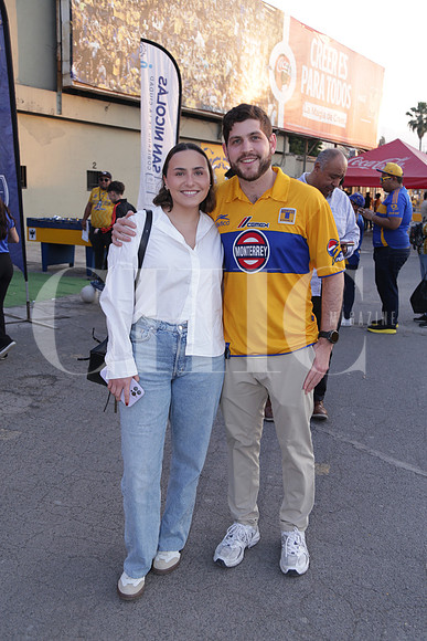 Carla Zorrilla y Pato Montemayor 1