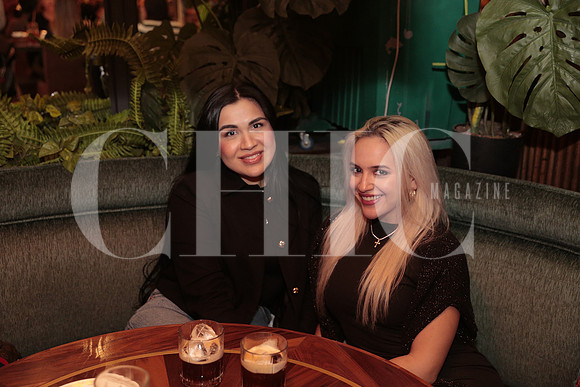 Evelyn Gonzalez y Samantha Gomez 2