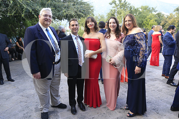 Lorenzo Elizondo, Isaac Hoff, Elsa Patricia Gonzalez, Natalia Elizondo y Patricia Elizondo 3