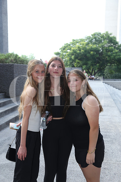Renata García, Roberta López y Dany Bustamante 0