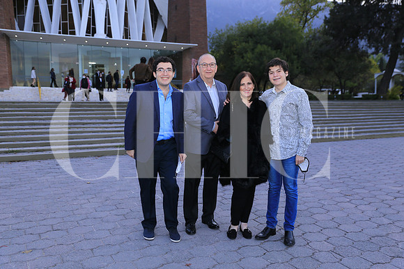 Alejandro Balderas, Alejandro Balderas, Claudia Elizalde de Balderas y Eugenio Balderas (2)