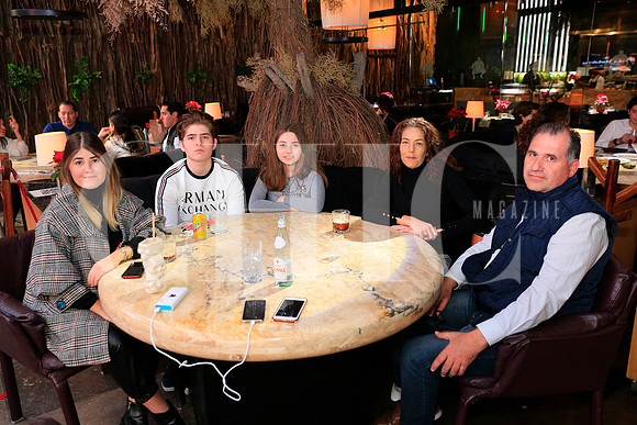 Gretta González, Rafael González, Balbina González, Verónica Abaroa y  Rafael González (2)