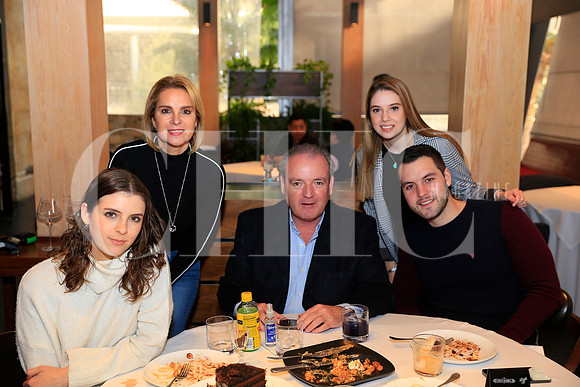 Maruca Bajos, Ana Paula Romero, Carlos Romero, Cecilia González y Paulino Romero (2)