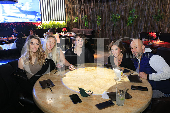 Paulina Treviño, Priscila Treviño, Andrea Treviño, Ana de Treviño y Jesús Treviño (6)