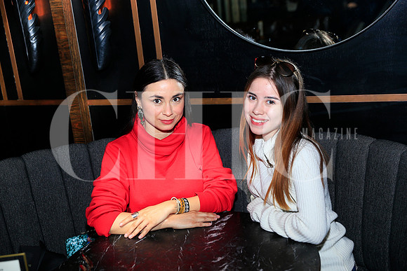 Sonia Dávalos y Andrea Sofia Rodríguez (2)