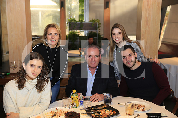 Maruca Bajos, Ana Paula Romero, Carlos Romero, Cecilia González y Paulino Romero (4)
