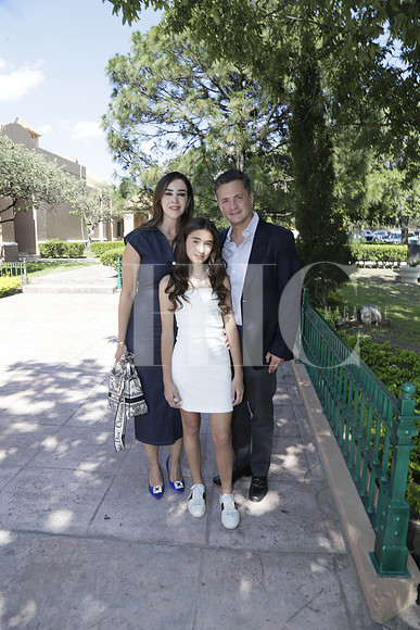 Julia Garza, Isabella Franyutti y Otilo Franyutti (3)