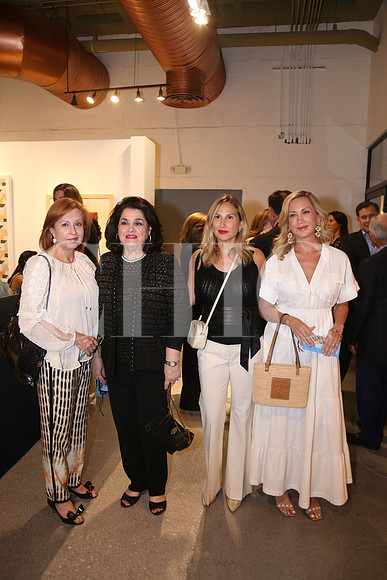 Sandra Salas, Alicia Boesch de Santos, Claudia Rodríguez de Santos y Marusa Martínez