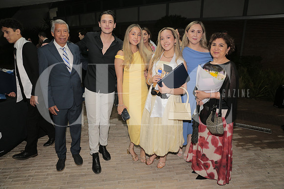 Saúl Secua, Daniel Casillas, Ximena Arreola, Valentina Arreola, Monica Carmona y Alejandra Estrada 2