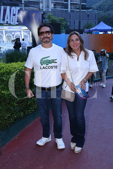Alberto Villarreal y Cristina Villarreal 0