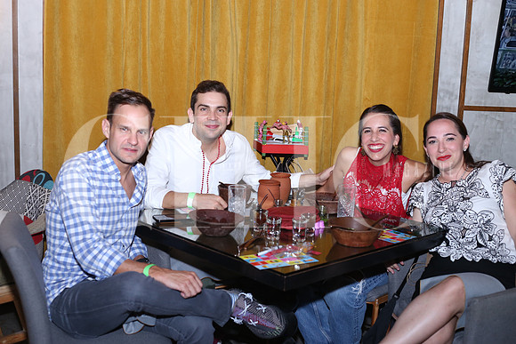 Javier García, Marcelo Morales, Gabriela Franco y Gabriela Leal