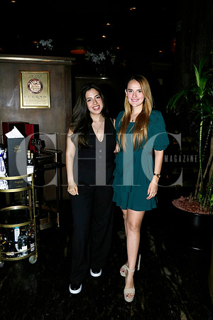 Tania Robledo y Geraldine Core (2)