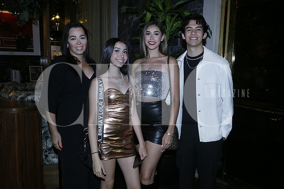 Monserrat Flores, Camila Valenzuela Regina Valenzuela y César Valdez