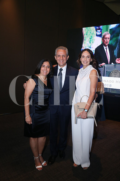 María Elena Fernández de Coronado, Alberto Coronado y Margarita Coronado de  De la Garza