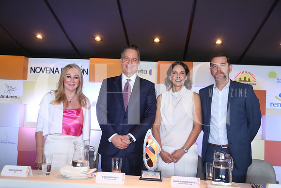 Marcela Ayala, Alberto Santos, Margarita Coronado y Federico Santos 0