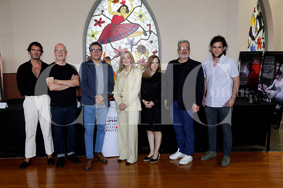 Ruly González, Alfredo De Stefano, Alejandro Padilla, Bárbara Herrera, Jaime Sierra, Lorenza Herrera y Eusebio Sánchez (5)