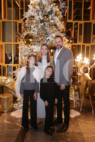 Cristina Gutiérrez, Ramiro Montemayor, Michelle Montemayor y Samantha Montemayor 1