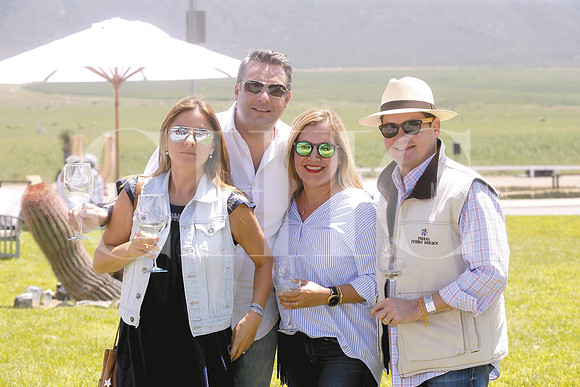 Bárbara Camelo de Boesch, Enrique Boesch, Vivi de Zambrano y Enrique Zambrano