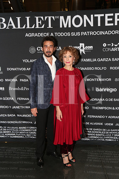 Eudelio Garza Mercado y Yolanda Santos de Hoyos