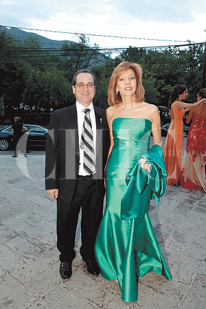 Gabriel Zambrano y Maricela Ibarra de Zambrano