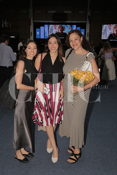 Vanessa Welsch, Mariana Welsch y Adriana Welsch 2
