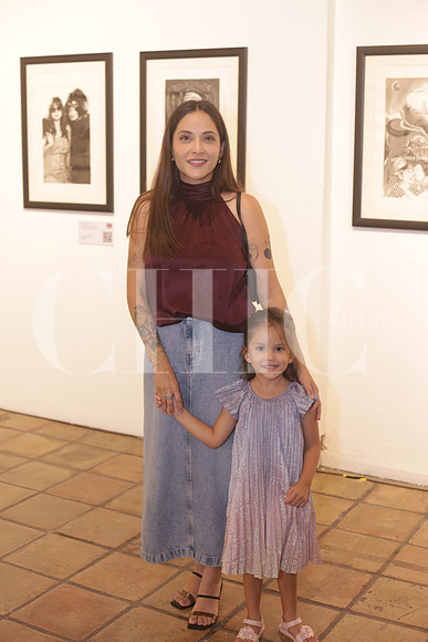 Jesica Delagdillo y Valentina Basave 1