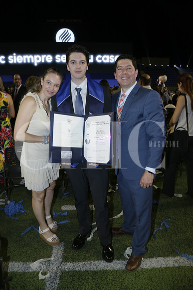 Paty Torres, Ivan Alberto De León y Luis De León (2)