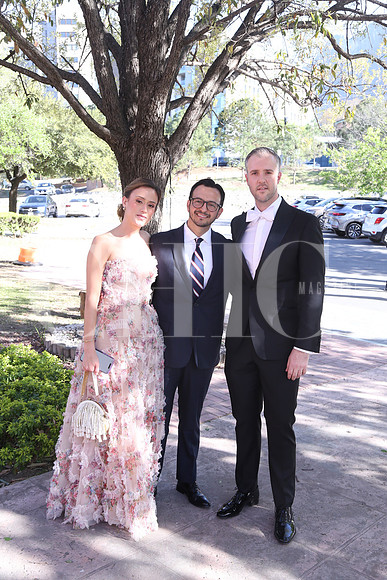 Camila de Charur, Adrián Charur y Héctor Signoret 1